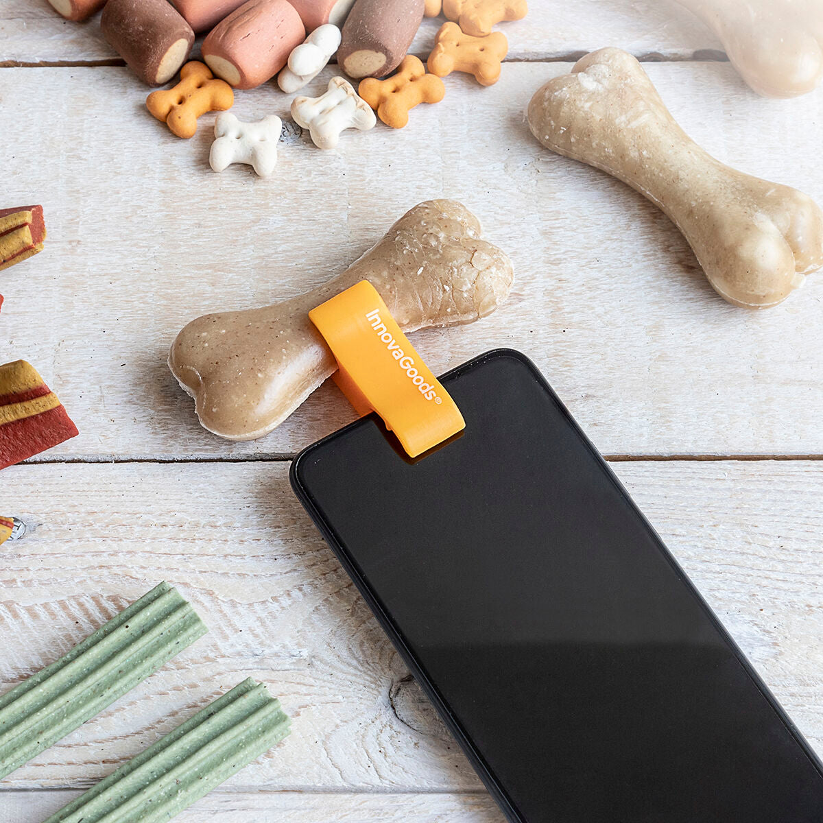 Praktischer Handy-Clip für Haustierfotos